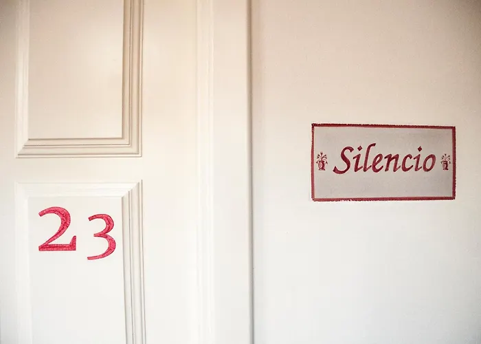 Hostal Callejon Del Agua Séville